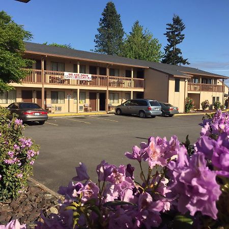 Centralia Inn エクステリア 写真
